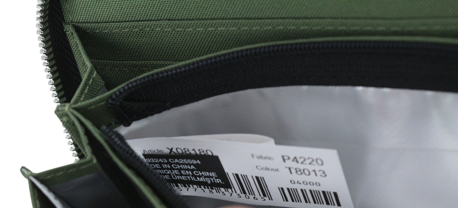 DIESEL 24" vyriška piniginė su užtrauktuku, juodos spalvos, odinė, unisex, su tamsiu logotipu. 