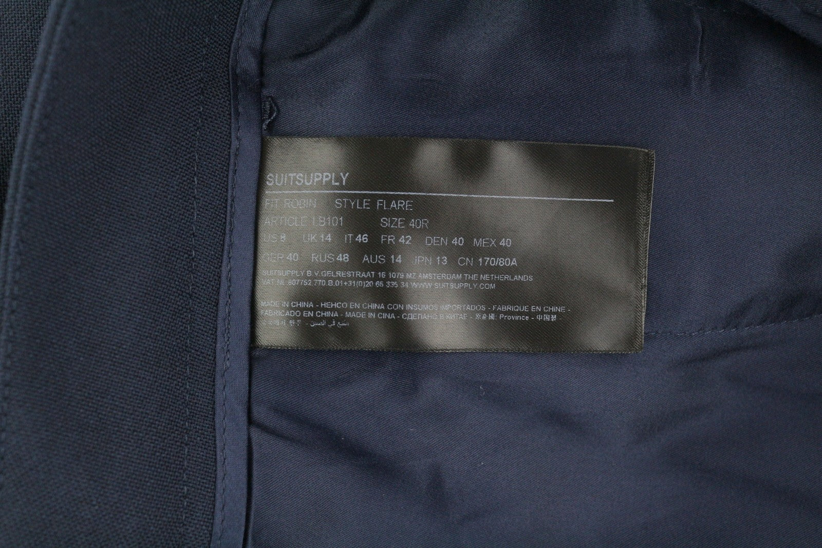 SUITSUPPLY Robin moteriškos kelnės EU40 tamsiai mėlynos vilnos mišinio platėjančios su užtrauktuku klešnės gale 