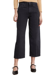 R13 „Ankled D'Arcy“ moteriški džinsai, 23 cm pločio, trumpi, iki kulkšnių, onikso juodumo, rekomenduojama kaina – 695 € 