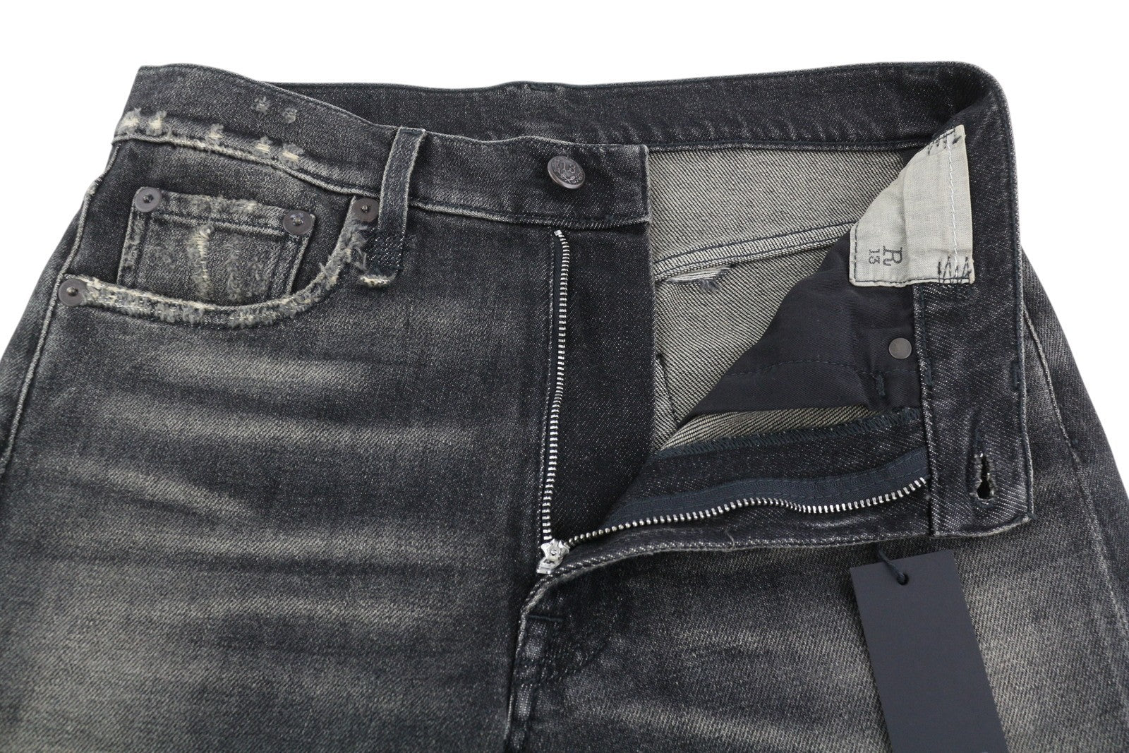 R13 „Boyfriend“ moteriški džinsai, 26 dydžio, plėšyti tiesūs, skalbti, „Abbey“ stiliaus, rekomenduojama kaina – 695 € 