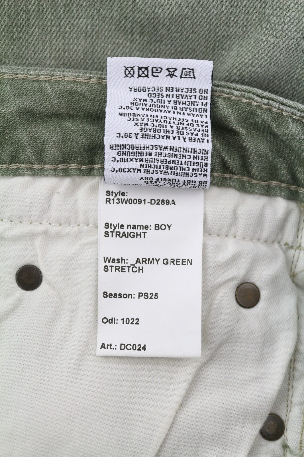 R13 berniukiški tiesūs moteriški džinsai, 31, ploni, trumpi, tamsiai žali, tamprūs, rekomenduojama kaina – 695 € 