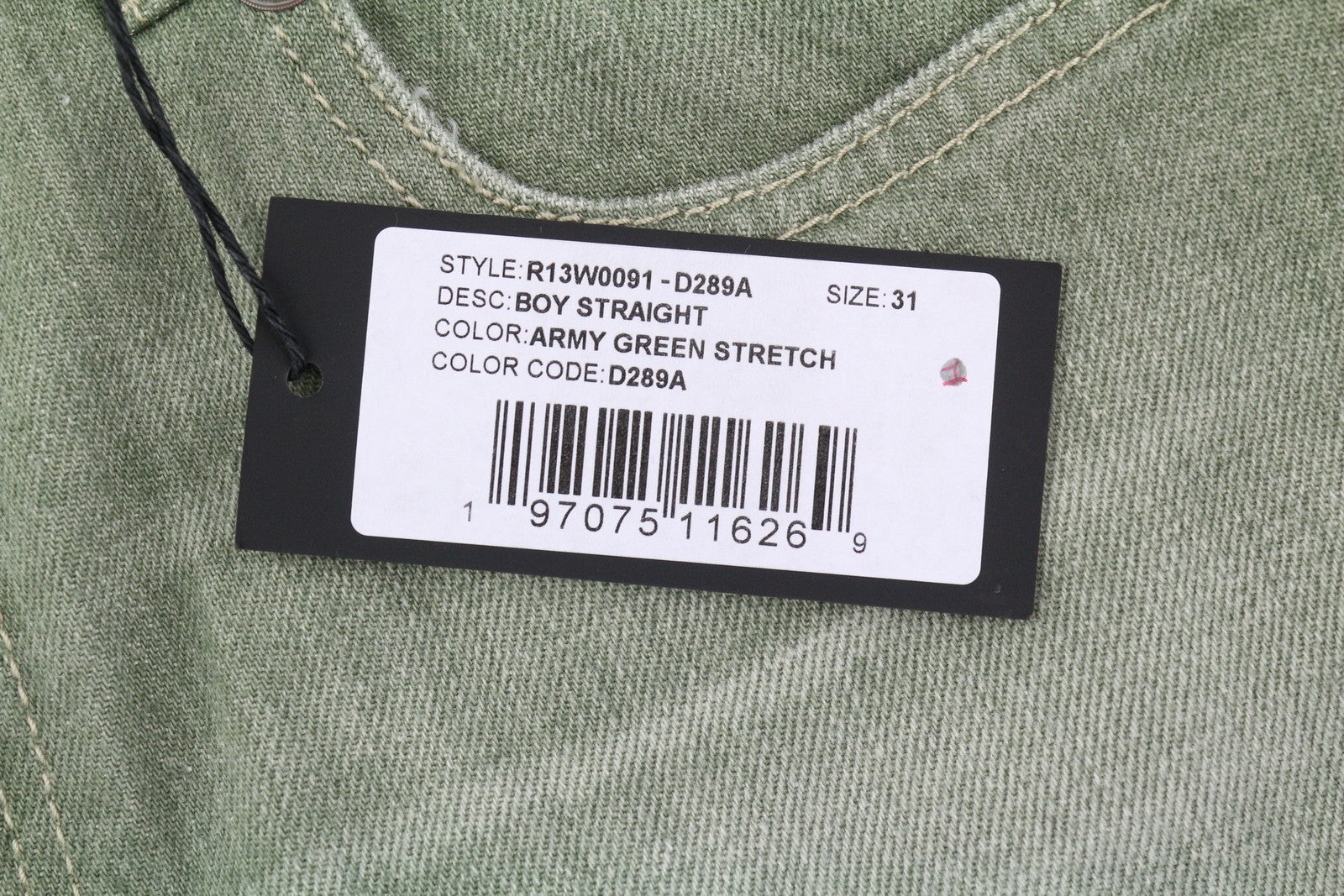 R13 berniukiški tiesūs moteriški džinsai, 31, ploni, trumpi, tamsiai žali, tamprūs, rekomenduojama kaina – 695 € 