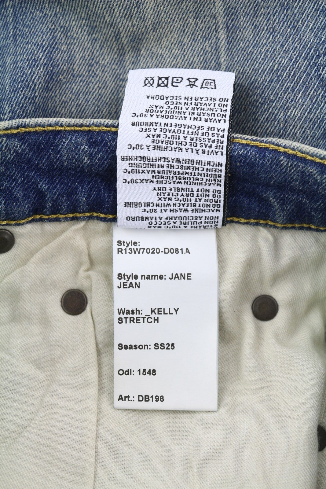 R13 Jane moteriški džinsai, 25 dydžio, skalbtos mėlynos spalvos, platėjančios klešnės, užtrauktuku, tamprūs Kelly džinsai, RRP 645 € 