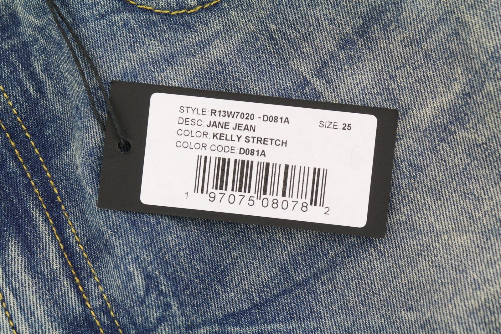 R13 Jane moteriški džinsai, 25 dydžio, skalbtos mėlynos spalvos, platėjančios klešnės, užtrauktuku, tamprūs Kelly džinsai, RRP 645 € 