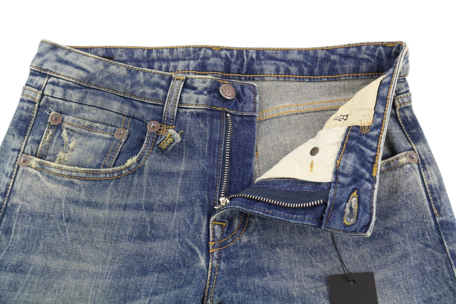 R13 berniukiški tiesūs moteriški džinsai iki kulkšnių, trumpi, skalbtos mėlynos spalvos, tamprūs Kelly džinsai, rekomenduojama kaina – 645 € 