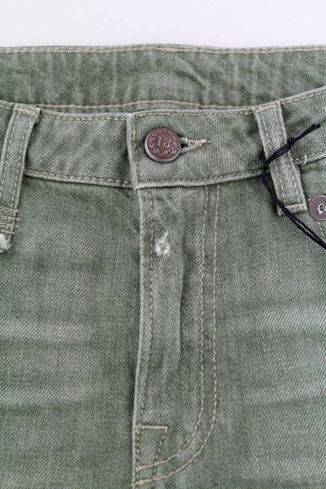 R13 berniukiški tiesūs moteriški džinsai, 30 dydžio, trumpi, tamsiai žali, tamprūs, rekomenduojama kaina – 695 € 