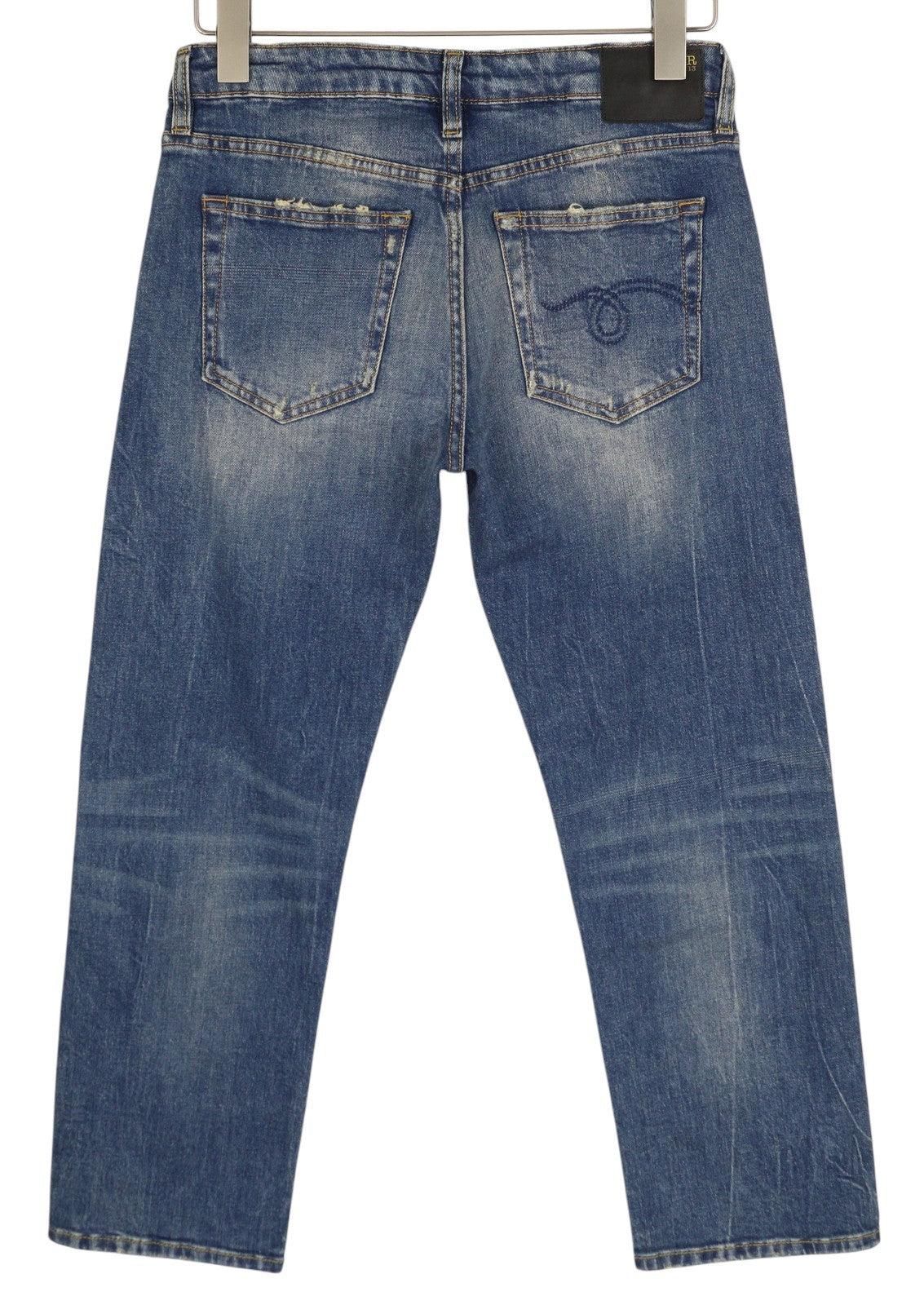 R13 berniukiški tiesūs moteriški džinsai 26 trumpi iki kulkšnies, skalbti „Bue Kelly“ tamprūs, rekomenduojama kaina – 645 € 