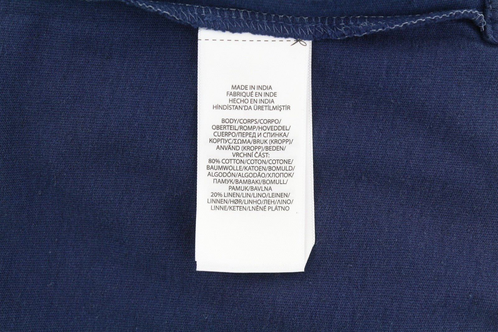 RALPH LAUREN vyriški XL dydžio mėlyni lininio mišinio trumpomis rankovėmis ir kišenėmis marškinėliai su kišenėmis. Rekomenduojama kaina – 175 €. 