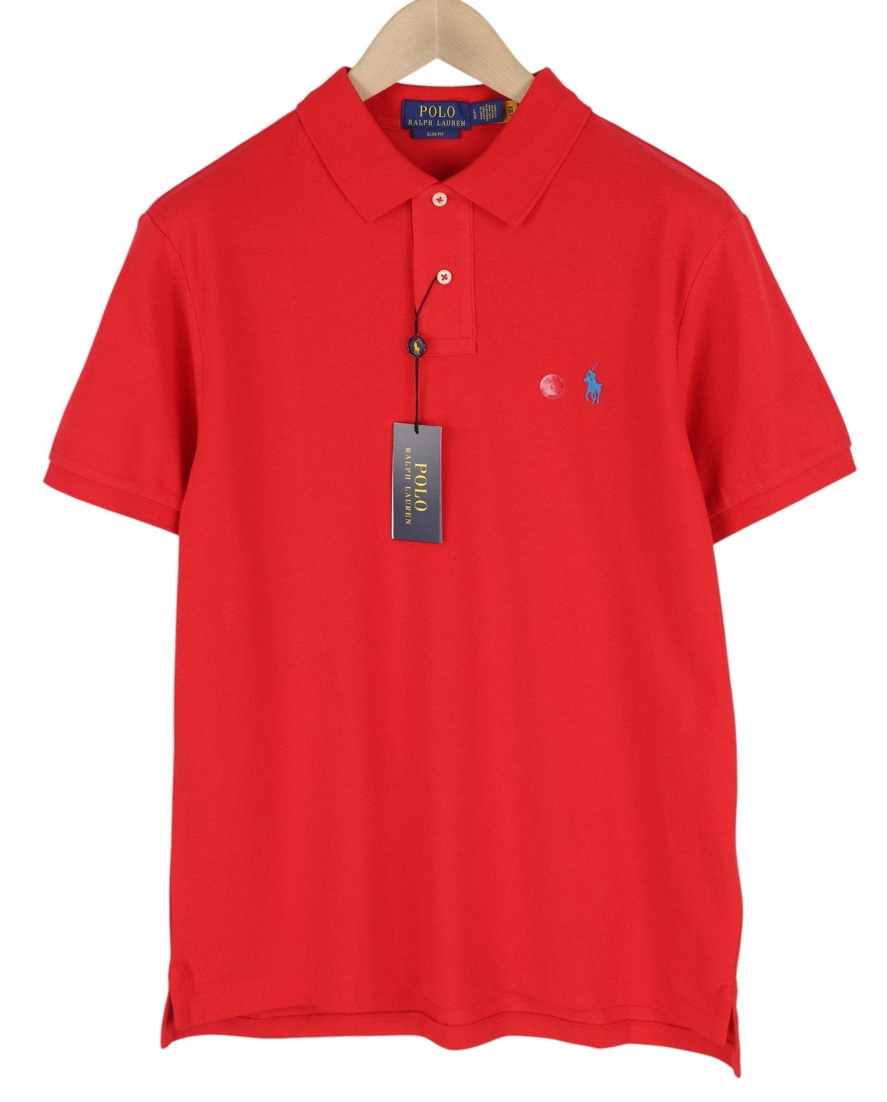 RALPH LAUREN Sim Fit vyriški marškinėliai L dydžio, raudoni, trumpomis rankovėmis, polo apykakle ir logotipu, rekomenduojama kaina – 129 € 