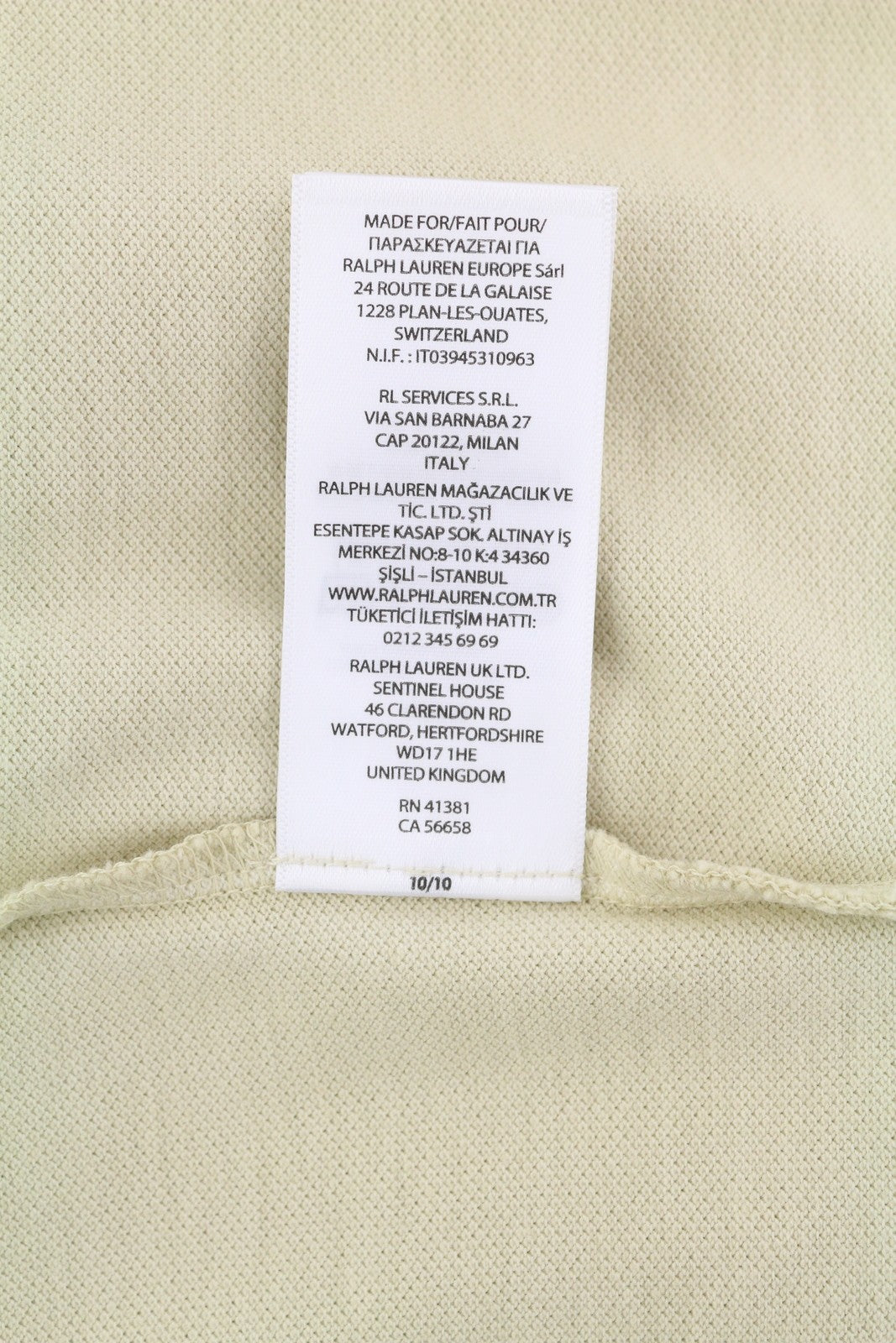 RALPH LAUREN klasikinio kirpimo vyriški XL dydžio smėlio spalvos trumpomis rankovėmis polo marškinėliai, rekomenduojama kaina – 185 € 