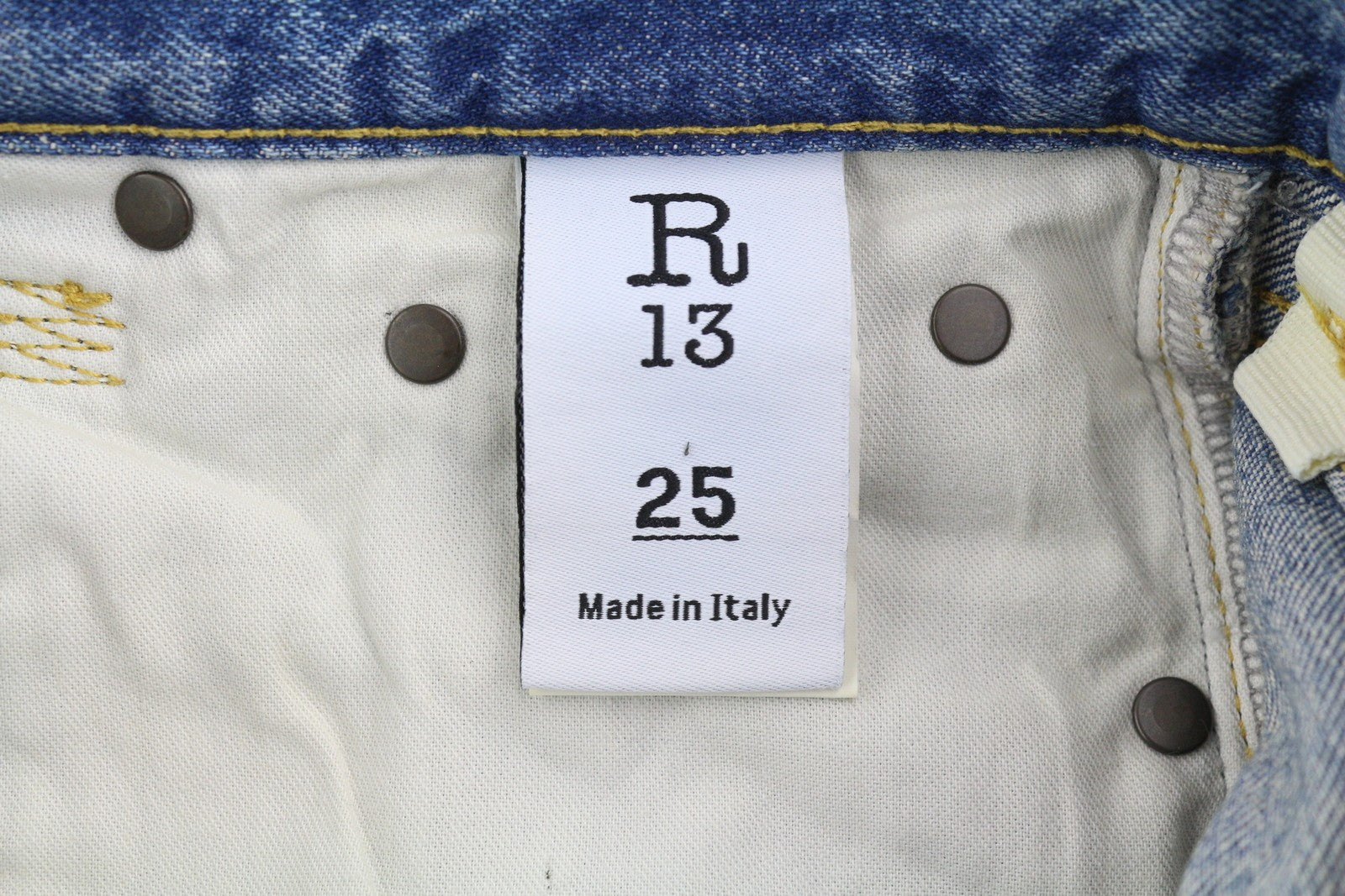 R13 trumpi Wixdeleg moteriški džinsai 25 laisvi tiesūs iki kulkšnių skalbti RRP 795 € 