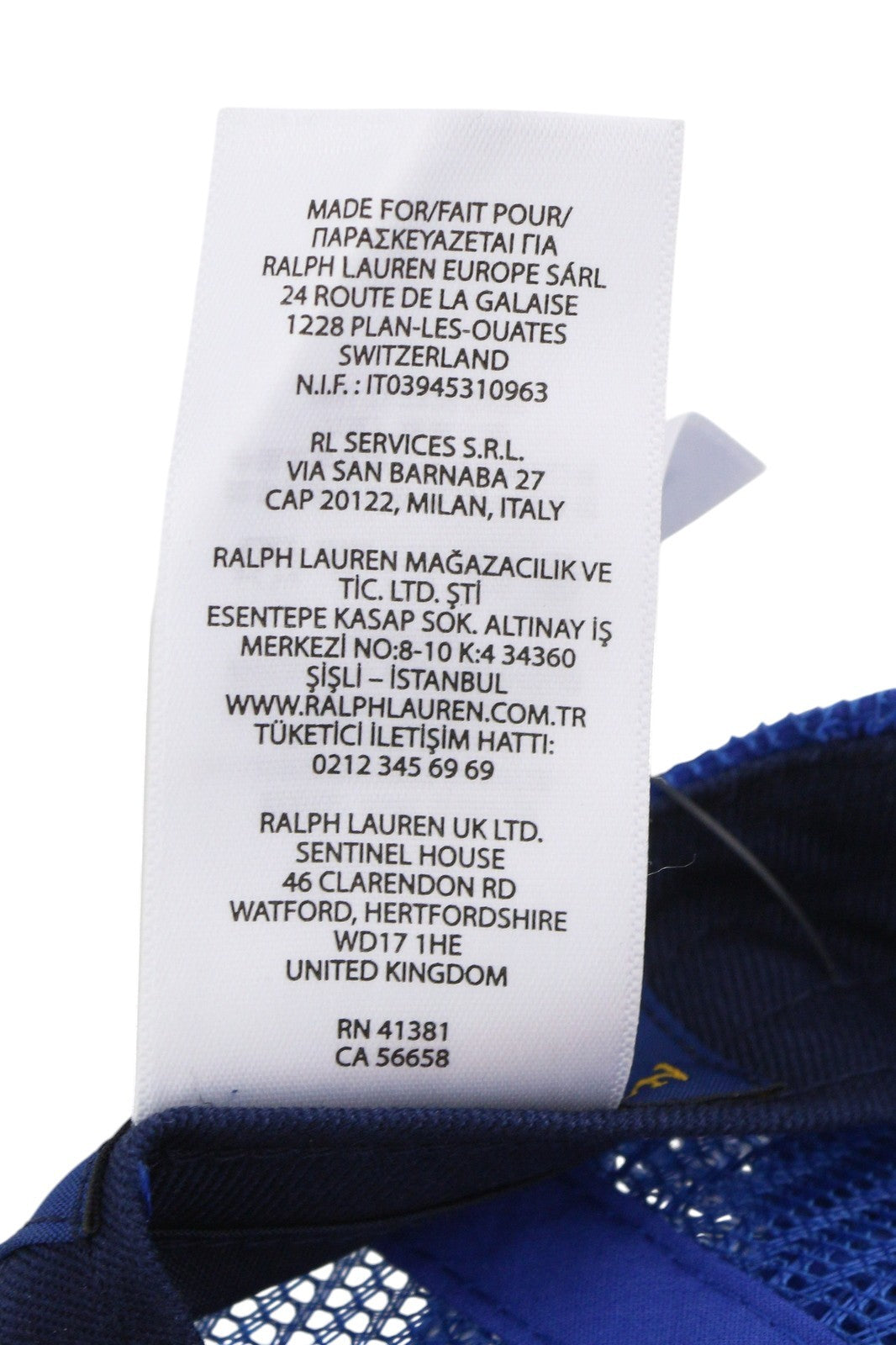 RALPH LAUREN „High Crown“ vyriška kepurė su mėlyna „Twill Trucker“ atspaudu ir užsegama rankena, rekomenduojama kaina – 69 € 