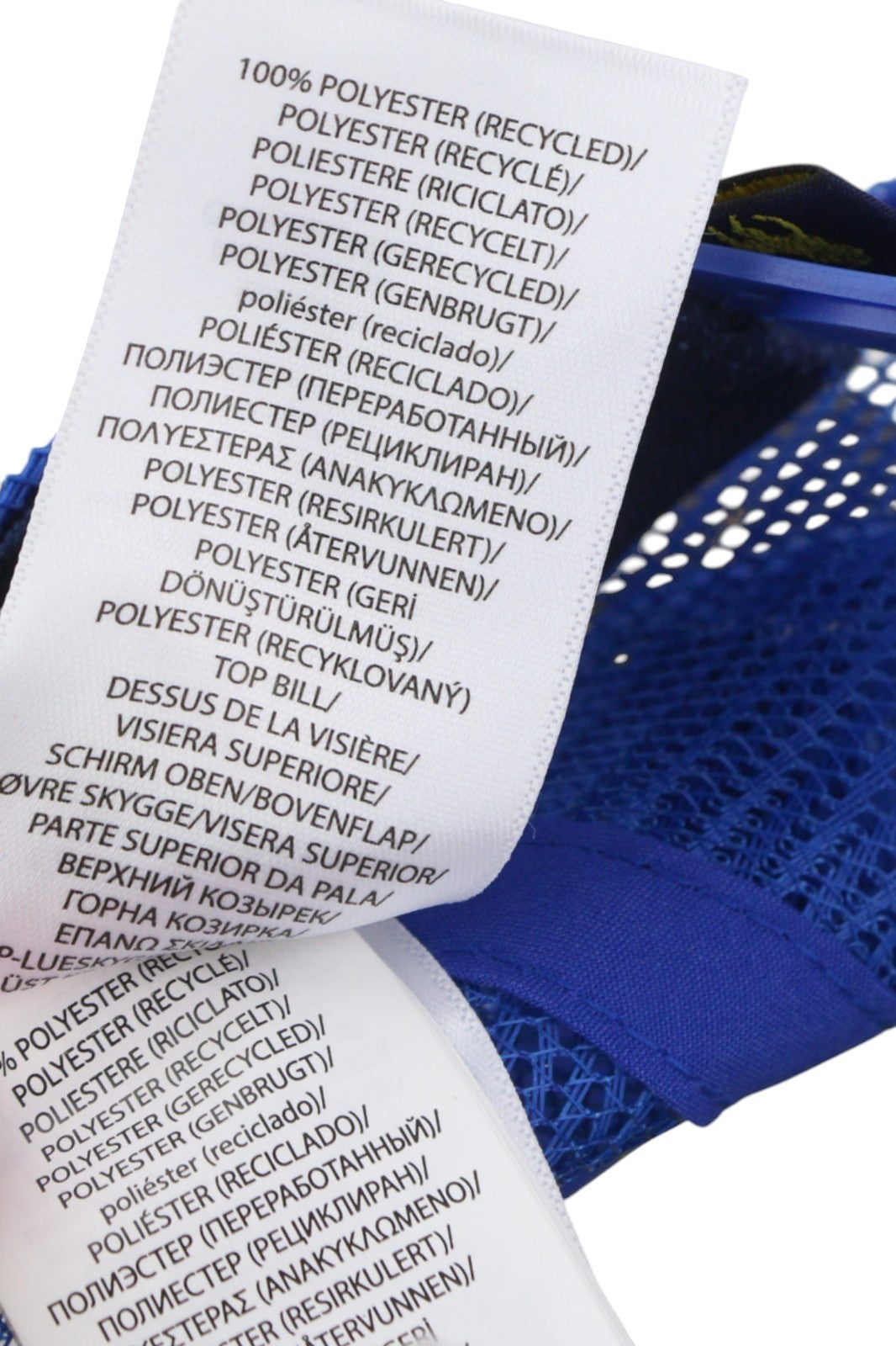 RALPH LAUREN „High Crown“ vyriška kepurė su mėlyna „Twill Trucker“ atspaudu ir užsegama rankena, rekomenduojama kaina – 69 € 