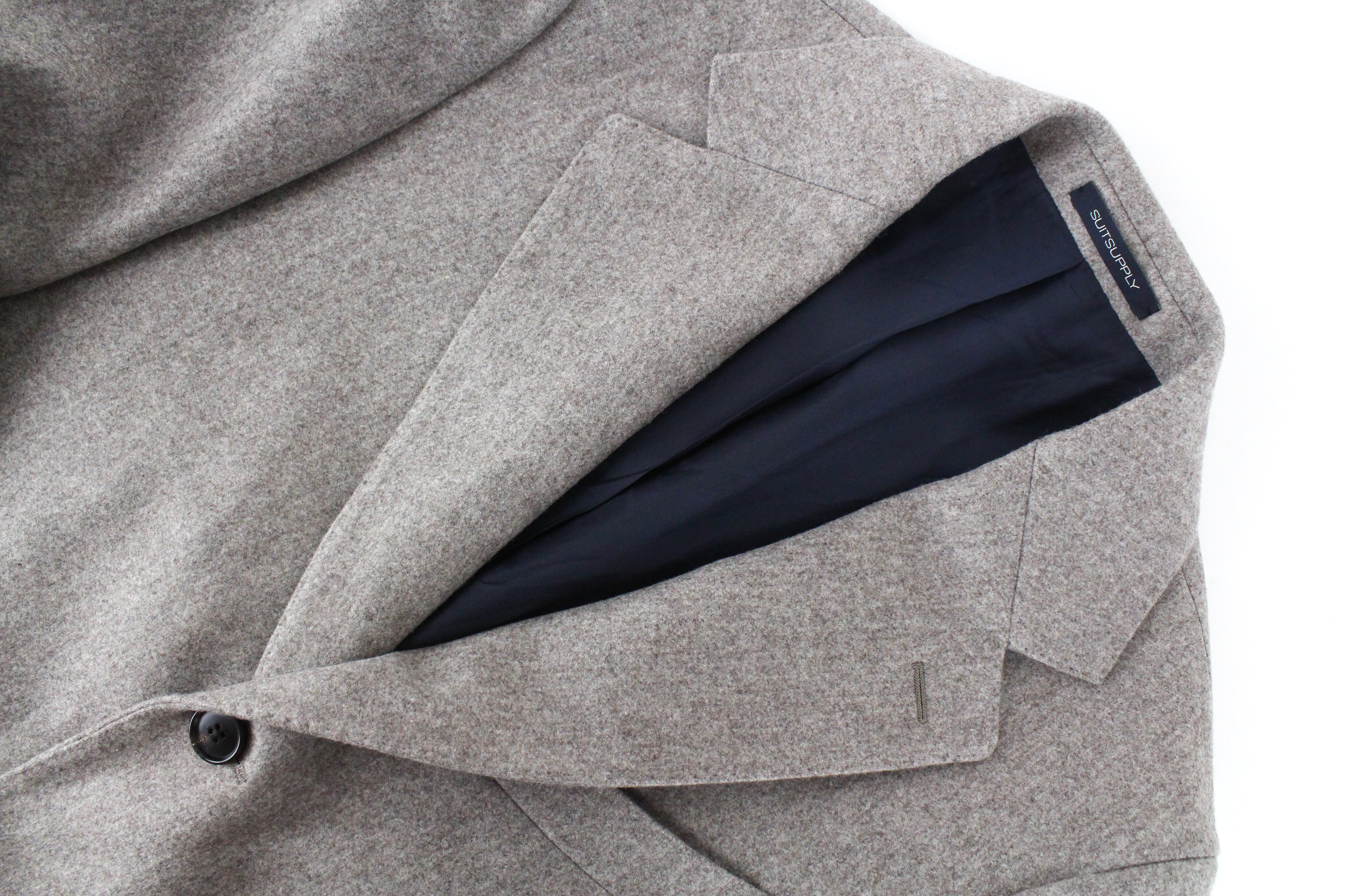 „SUITSUPPLY Vicenza“ vyriškas pilkai rudas flanelės pamušalu paltas, UK38R, dydis 