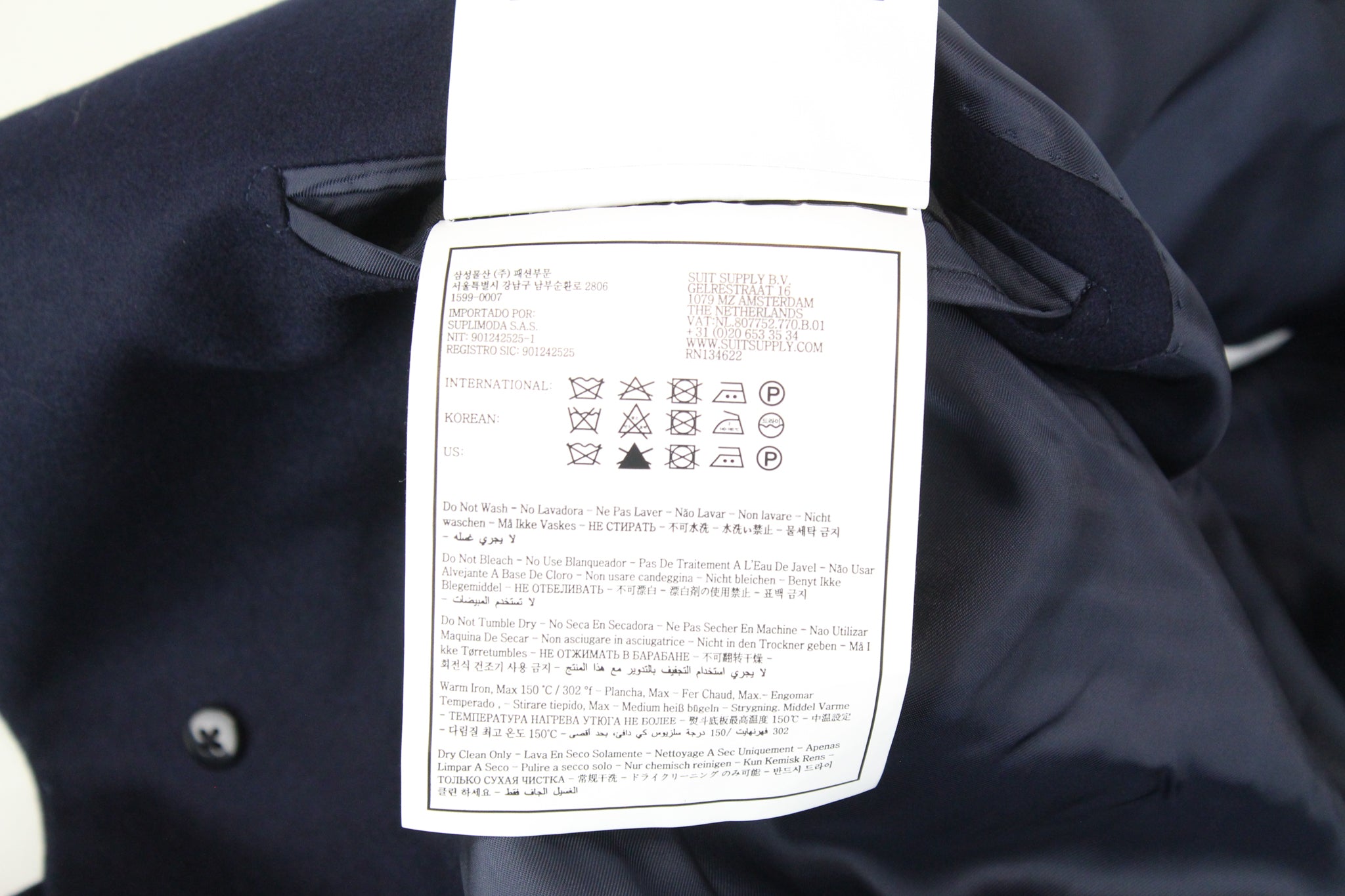 „SUITSUPPLY Vicenza“ vyriškas tamsiai mėlynas vilnonis, vidutinio ilgio flanelinis paltas, UK52R, su pamušalu 