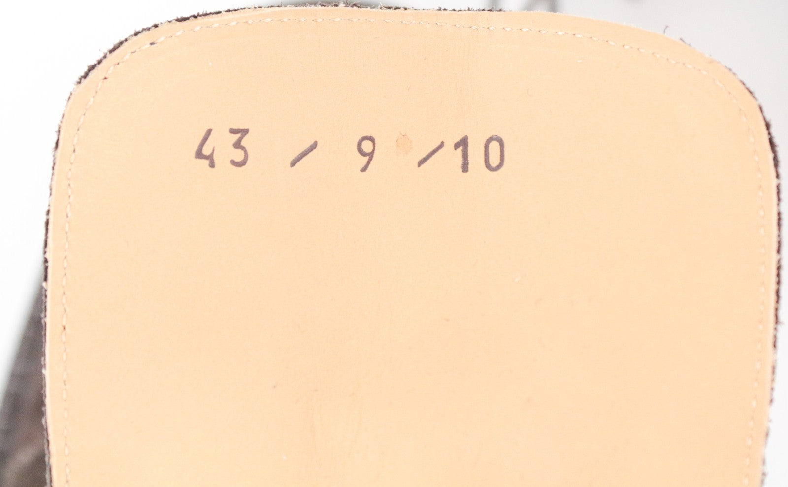 SUITSUPPLY vyriški 43 dydžio vidutinio rudumo zomšiniai klasikiniai aulinukai su raišteliais 