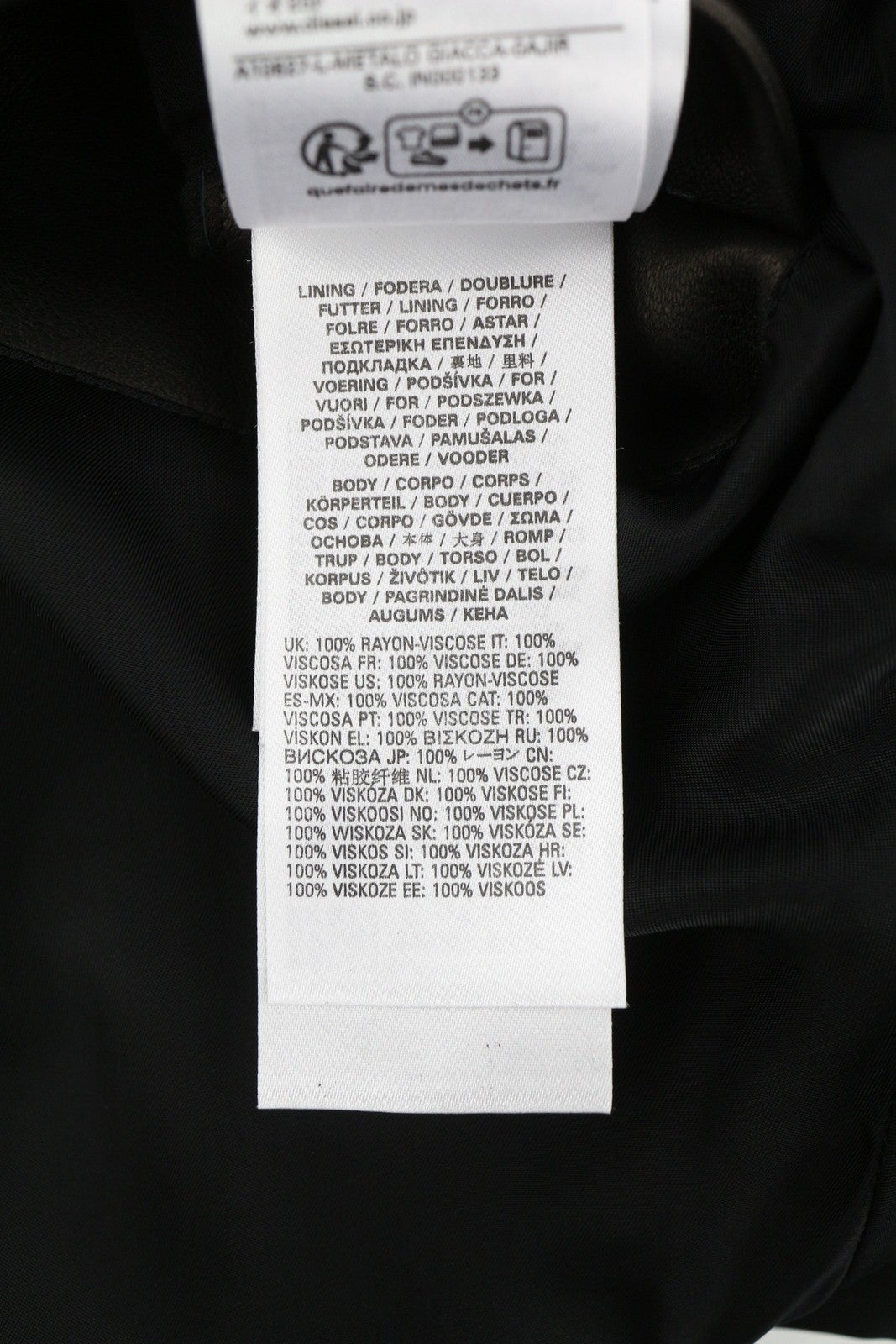 DIESEL L-Metalo vyriška striukė 54 juoda avikailio oda su užtrauktuku ir logotipu, rekomenduojama mažmeninė kaina – 795 € 