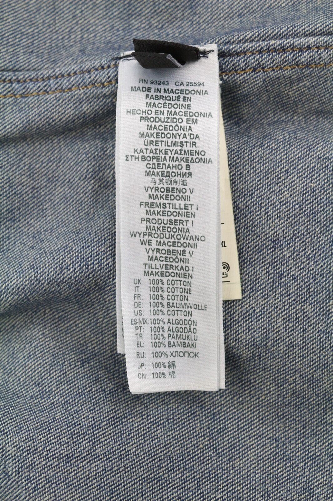 DIESEL D-Milly-Sp vyriški marškinėliai, 2XL, džinsiniai, su spaudėmis, išplatinta kaklo iškirpte, mėlyni. Rekomenduojama kaina – 195 €.