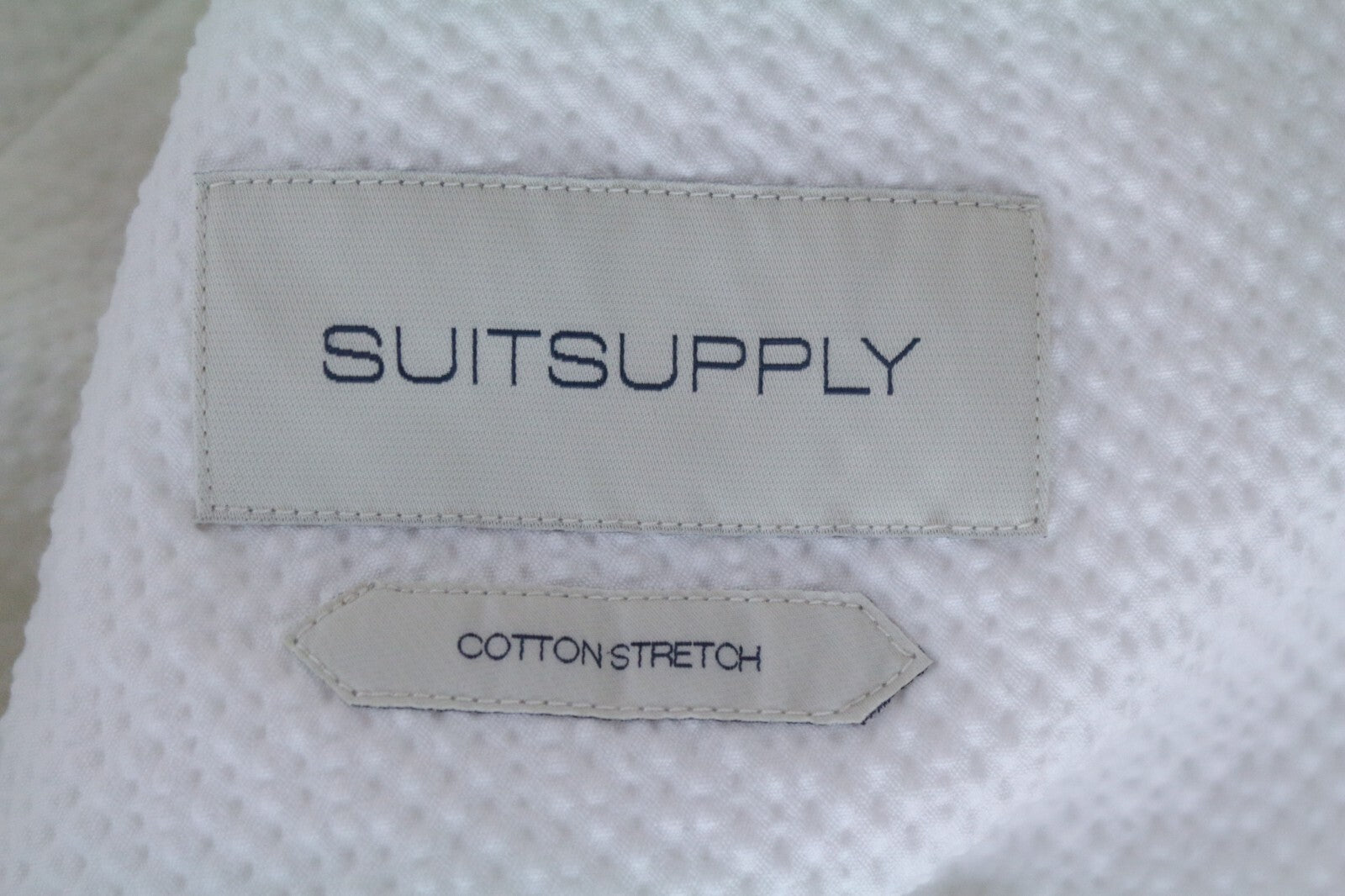 SUITSUPPLY Havana Men's UK38R Slim White Textured 2-Piece Suit