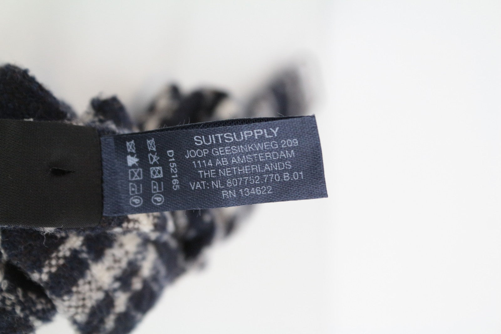 SUITSUPPLY vyriška tamsiai mėlyna OS vilnos mišinio languota peteliškė su rišimu 