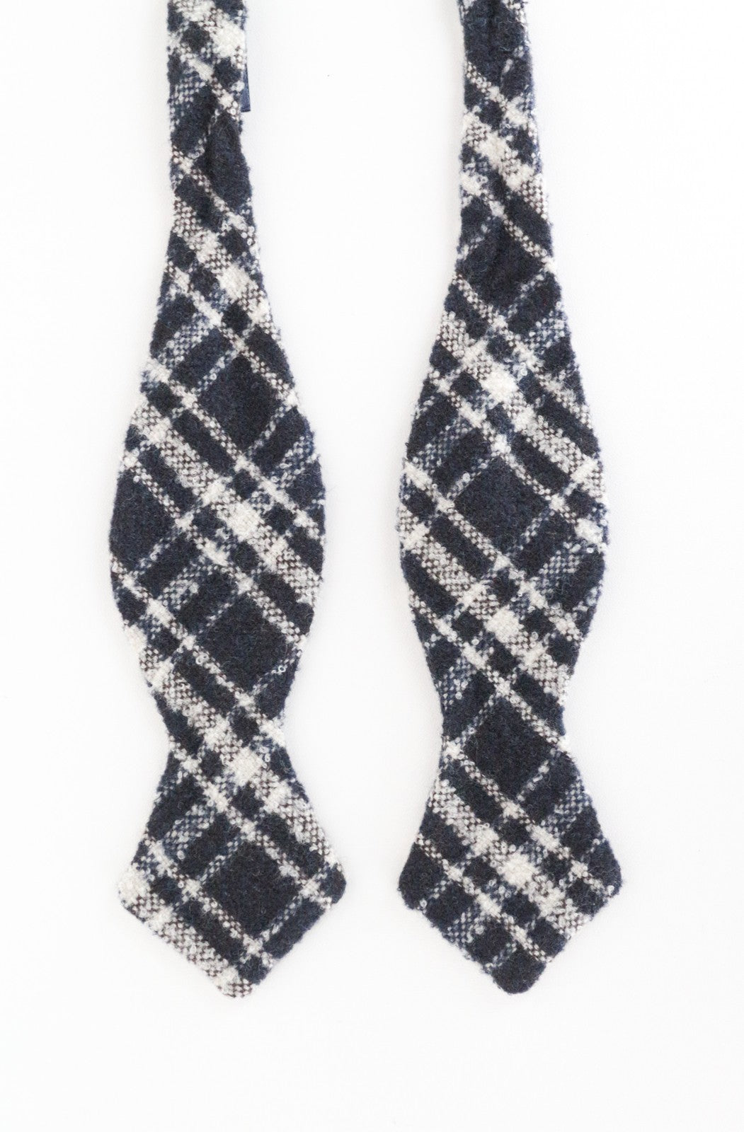 SUITSUPPLY vyriška tamsiai mėlyna OS vilnos mišinio languota peteliškė su rišimu 