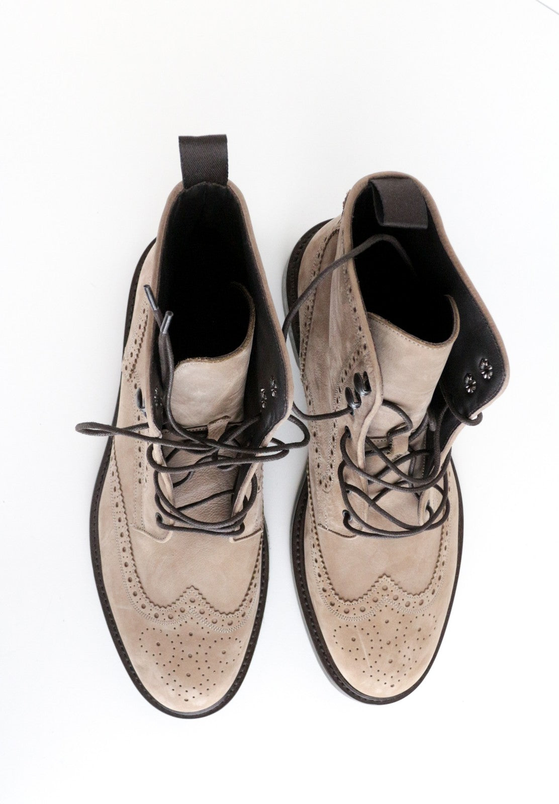 SUITSUPPLY vyriški šviesiai rudi odiniai zomšiniai sportbačiai aukštais viršutiniais bateliais, dydis EU43 