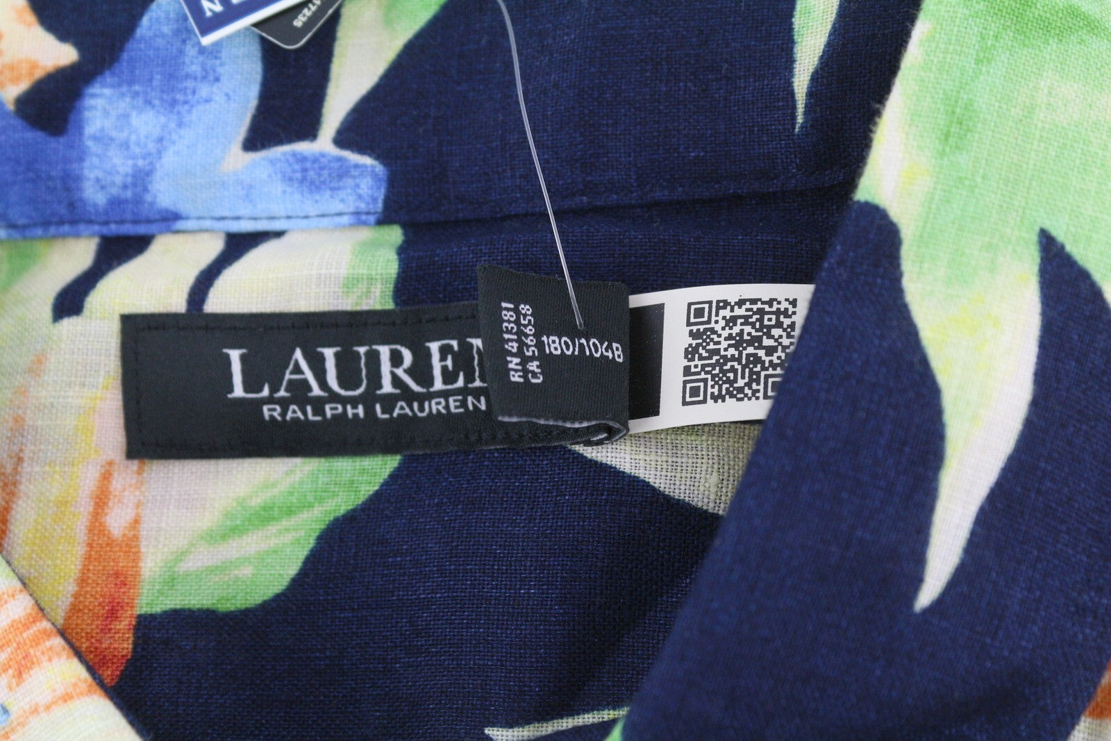 LAUREN RALPH LAUREN moteriški marškinėliai trumpomis rankovėmis, 2XL dydžio, lininiai su sagomis ir gėlėmis. Rekomenduojama kaina – 169 €. 