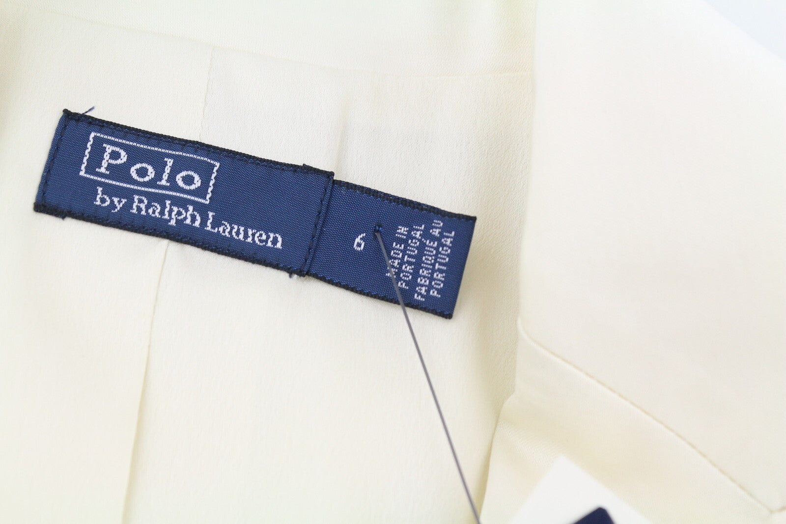 RALPH LAUREN moteriškas švarkas S, baltas, trumpintas vilnos mišinio švarkas su atvartu, rekomenduojama kaina – 963 USD 