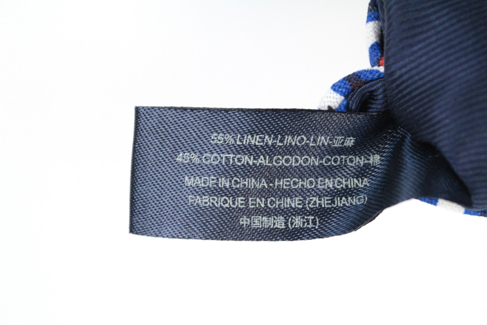 SUITSUPPLY vyriškas kaklaraištis mėlynas melanžas su grafiniais raštais, 148 x 8 cm, smailiais galais, formalus 