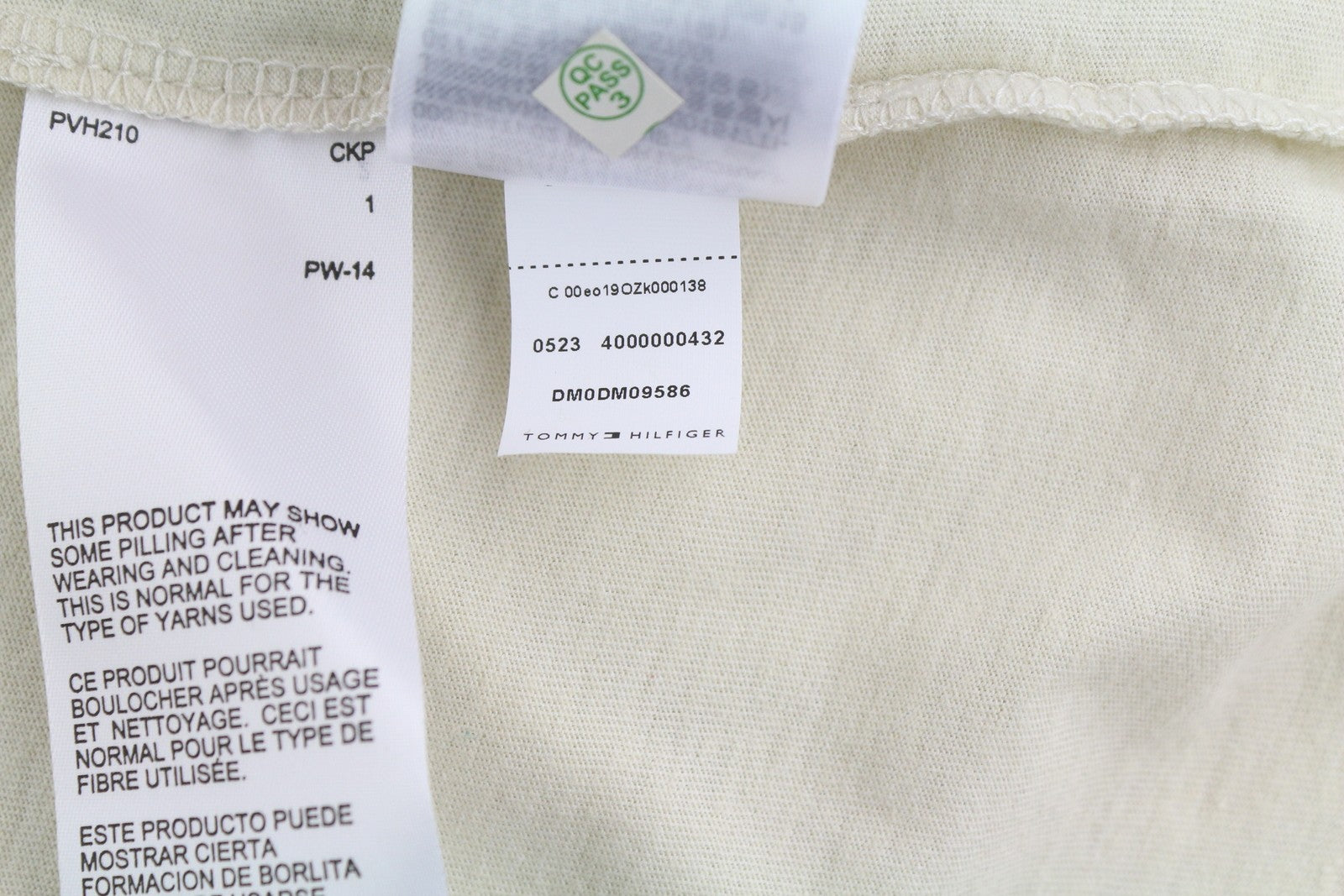 TOMMY HILFIGER TJM Slim Jaspe C Neck vyriški marškinėliai, XL dydžio, balti, trumpomis rankovėmis, su logotipu. 