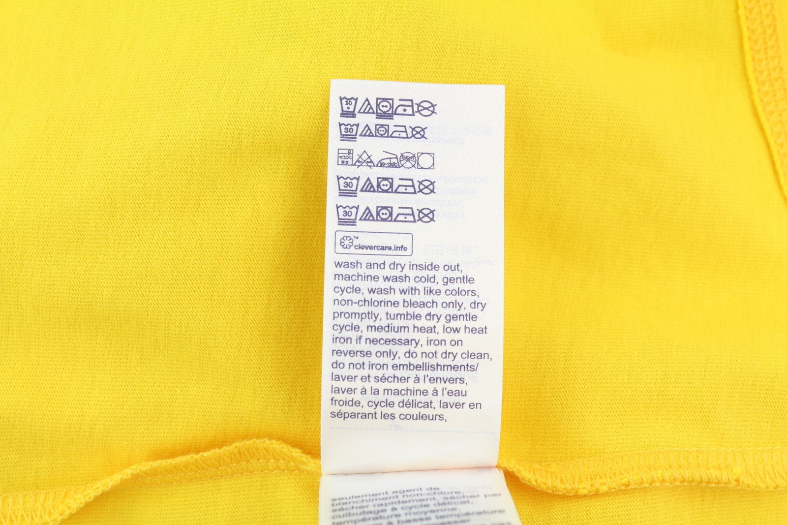 TOMMY HILFIGER TJM Chest Logo Pollen vyriški marškinėliai L dydžio, geltoni, trumpomis rankovėmis, apvalia kaklo iškirpte.