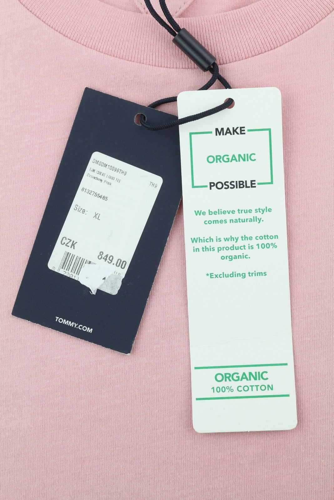 TOMMY HILFIGER TJM Chest Logo vyriški rožiniai marškinėliai, XL dydžio, trumpomis rankovėmis, apvalios iškirptės formos, trikotažo spalvos. 