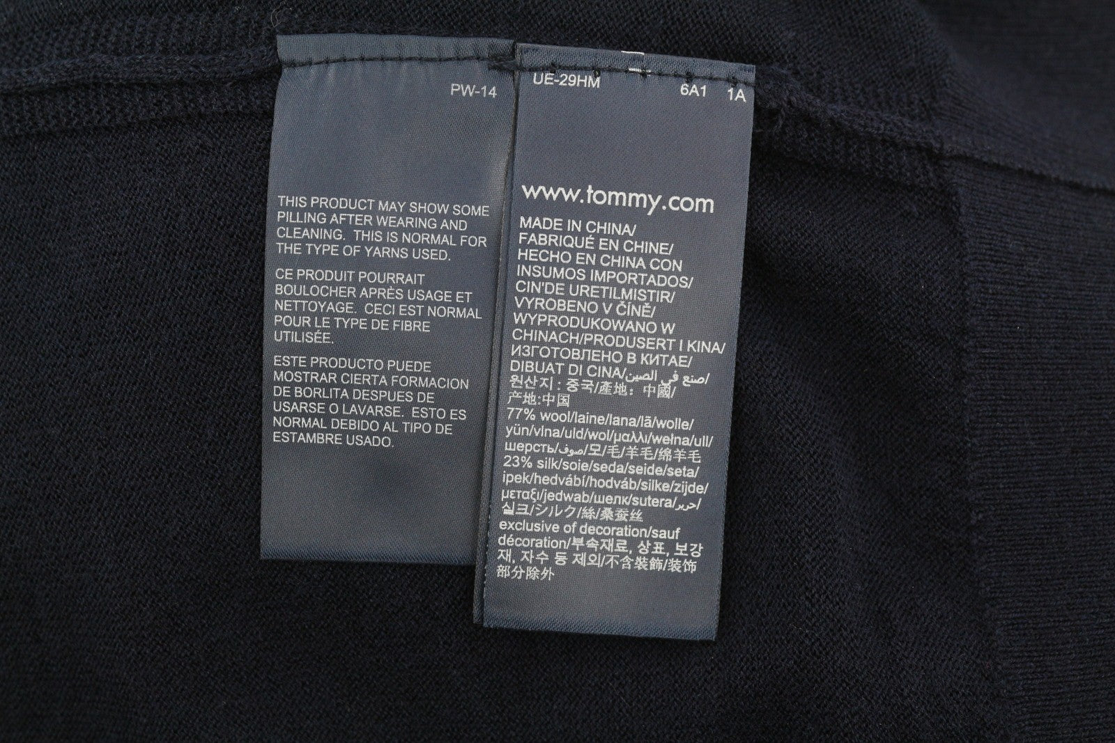 TOMMY HILFIGER prabangus vilnonis šilkinis vyriškas megztinis M tamsiai mėlynas megztinis su apvalia kaklu