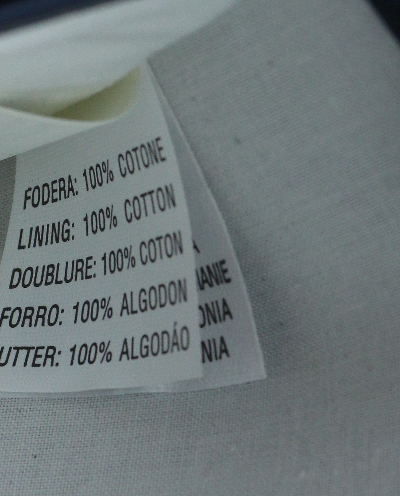 DIESEL Continental Zip vyriška piniginė su mėlyna džinsinio audinio užtrauktuku, rekomenduojama kaina – 120 € 