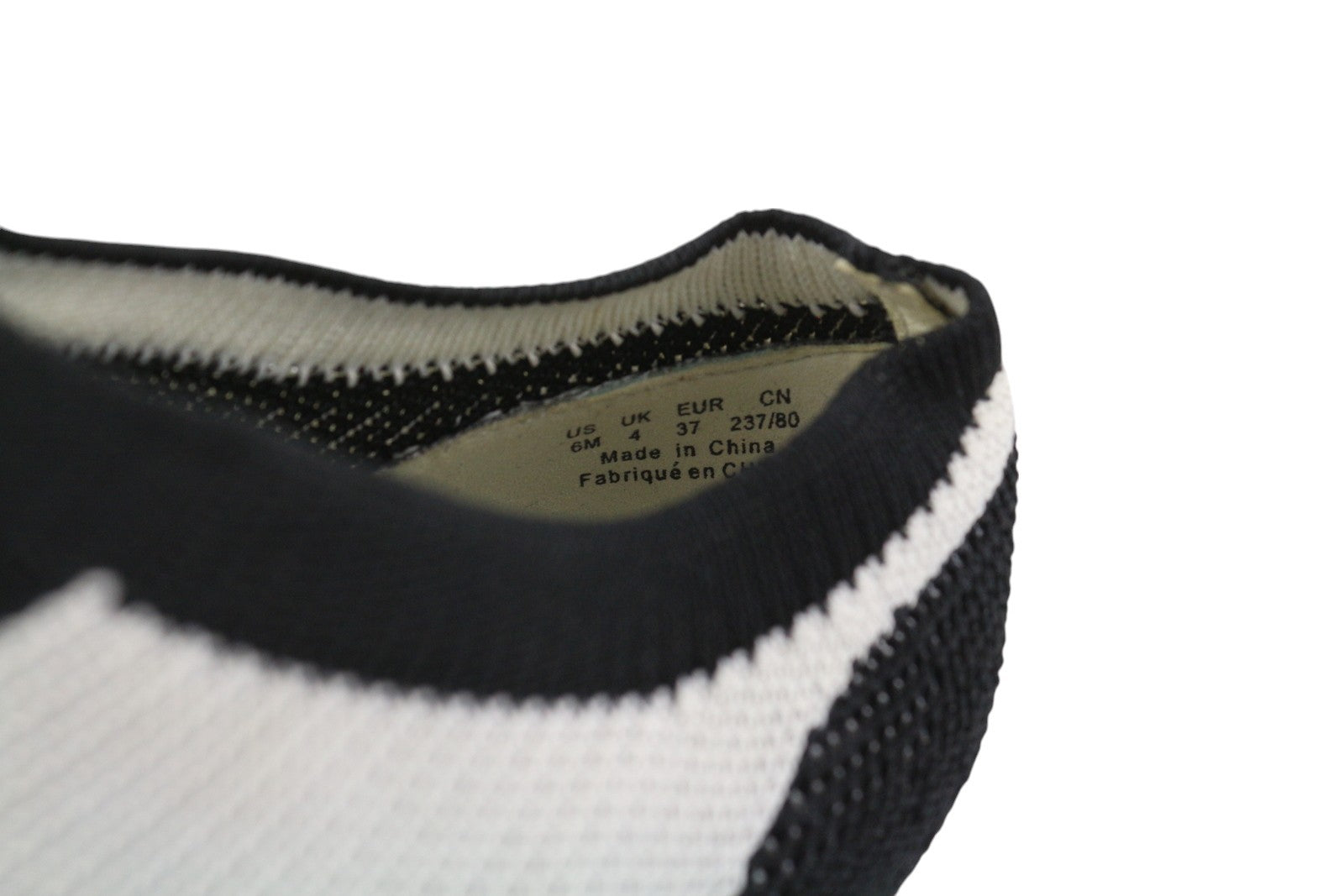 EMPORIO ARMANI moteriški sportbačiai su raišteliais, EU37, žema palaidinė, megzti sportbačiai, RRP 270 € 