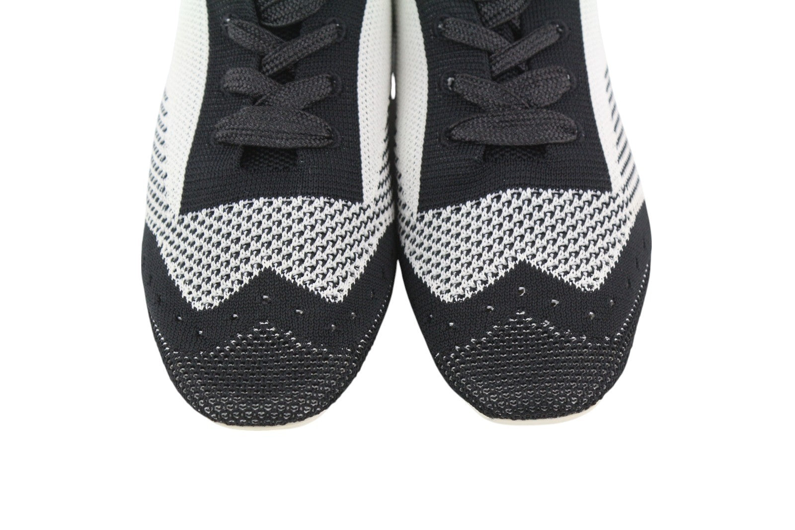 EMPORIO ARMANI moteriški sportbačiai su raišteliais, EU37, žema palaidinė, megzti sportbačiai, RRP 270 € 