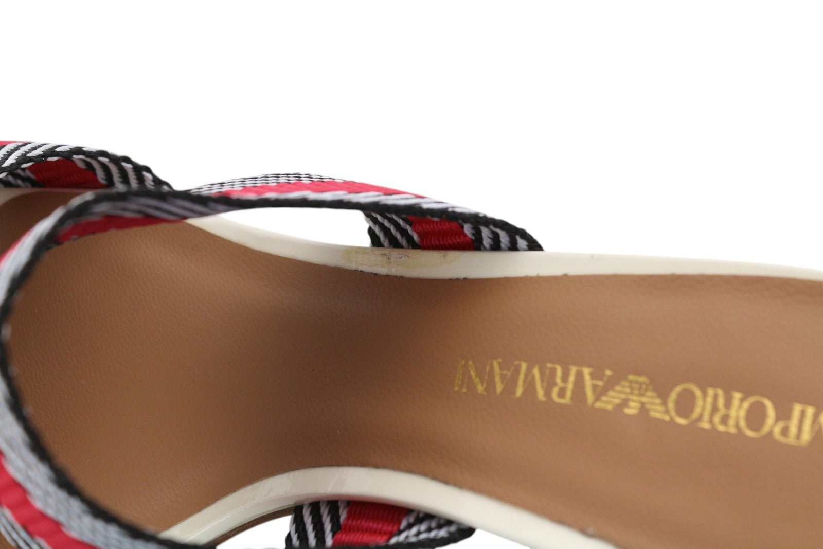 EMPORIO ARMANI X3P682 moteriškos basutės, 37 dydžio, spalvingos, užmaunamos, blizgantis blokinis kulnas. 