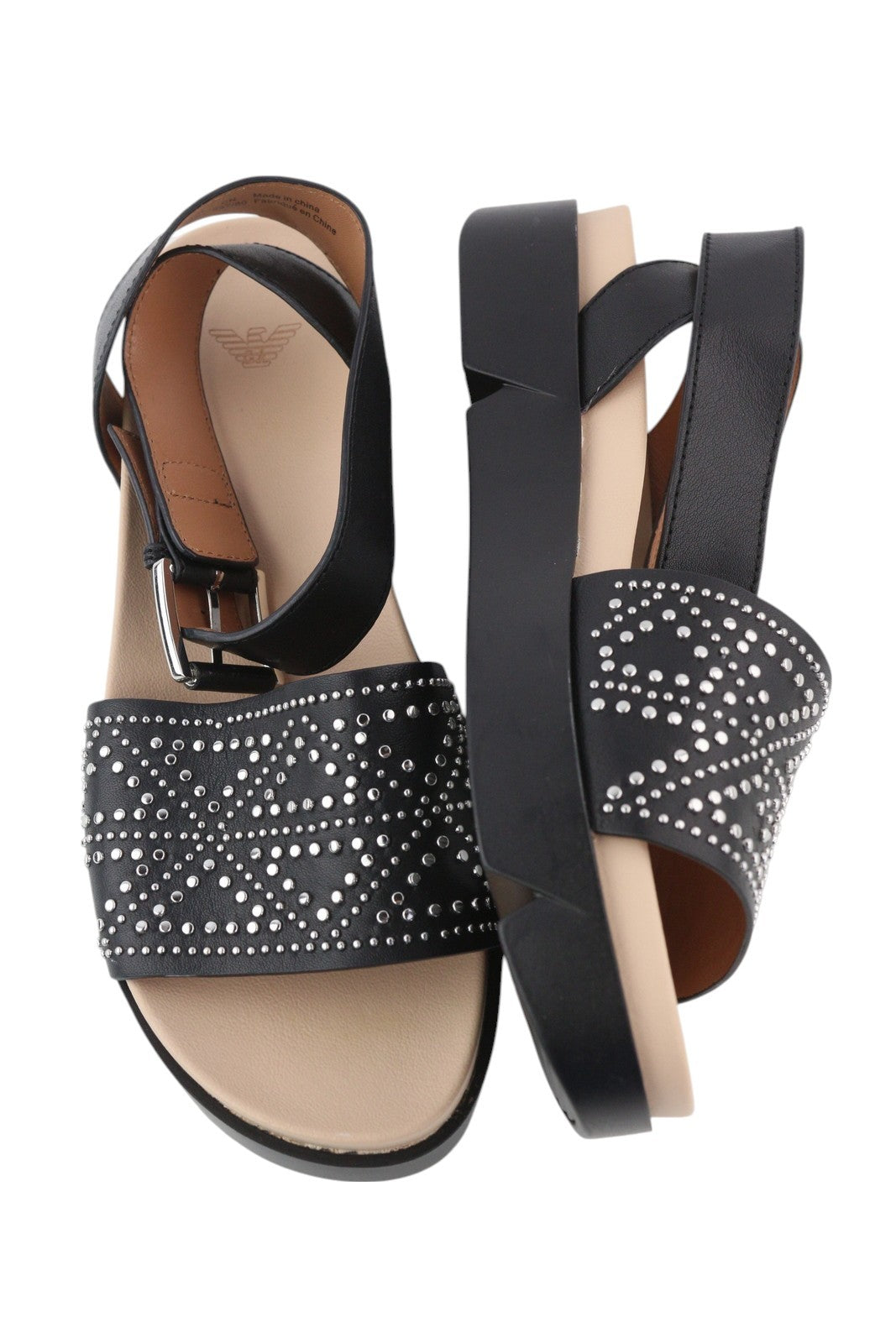 EMPORIO ARMANI X3U063 moteriškos basutės, 37 dydžio, juodos, odinės, su dygsniuotomis detalėmis ir platforma. 