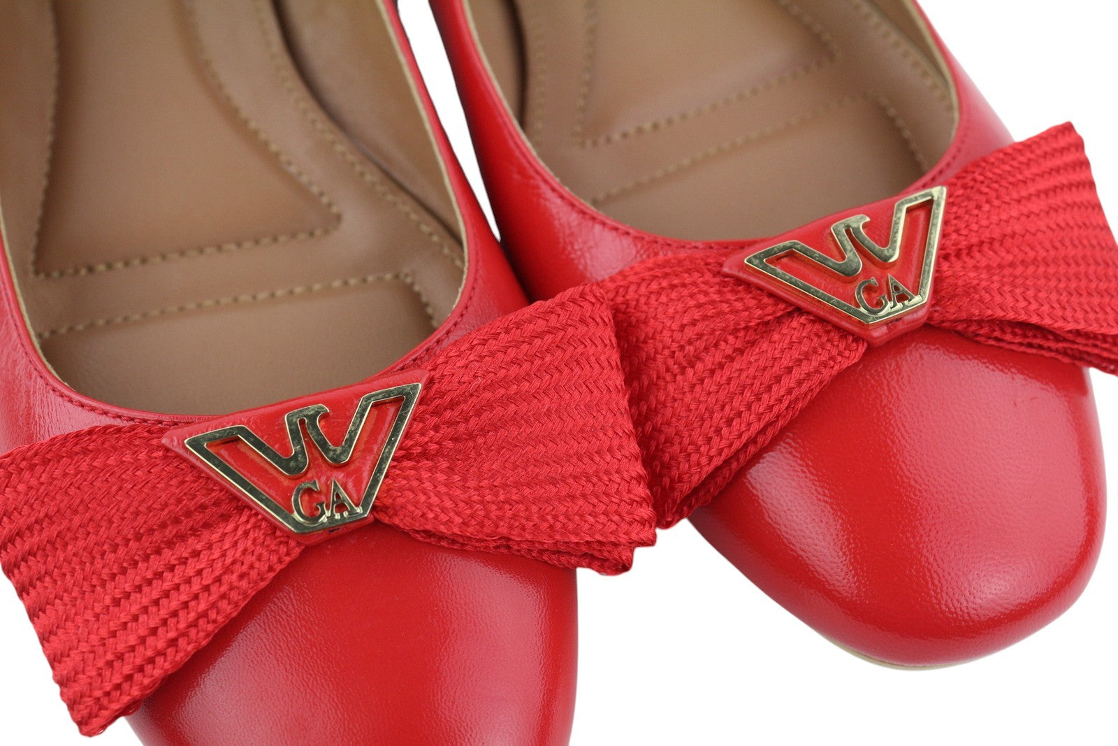 EMPORIO ARMANI X3D232 moteriški bateliai su gobtuvu, raudoni, odiniai, su kaspino detale. 