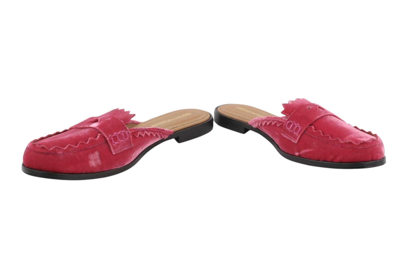 EMPORIO ARMANI X3A068 moteriški bateliai be kulno, rožinės spalvos, aksominės, užsegamos, laisvalaikio stiliaus. 