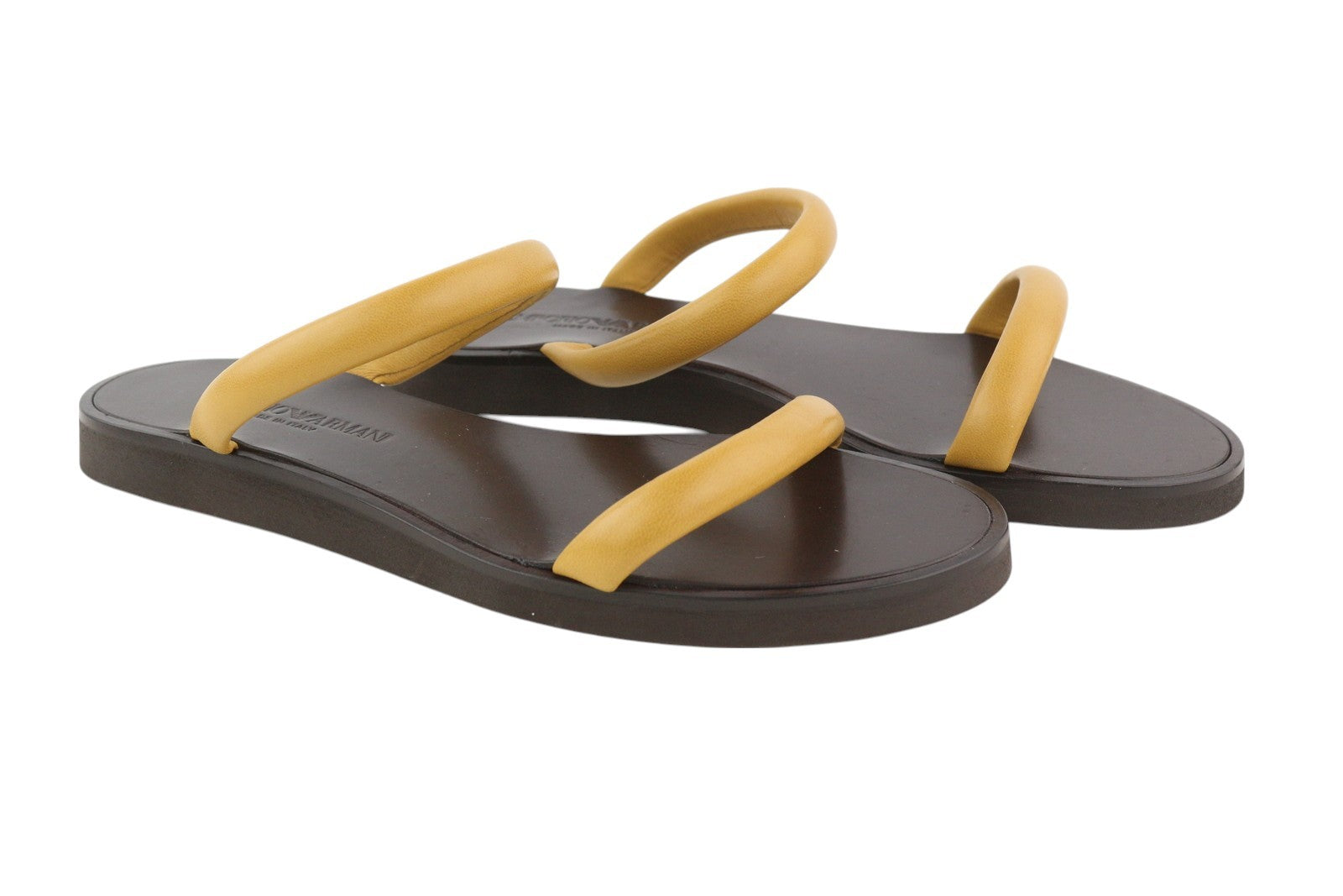 EMPORIO ARMANI X3P739 moteriškos basutės, 37 dydžio, smėlio spalvos, odinės, be kulnų, įsispiriamos. RMK 129 €. 