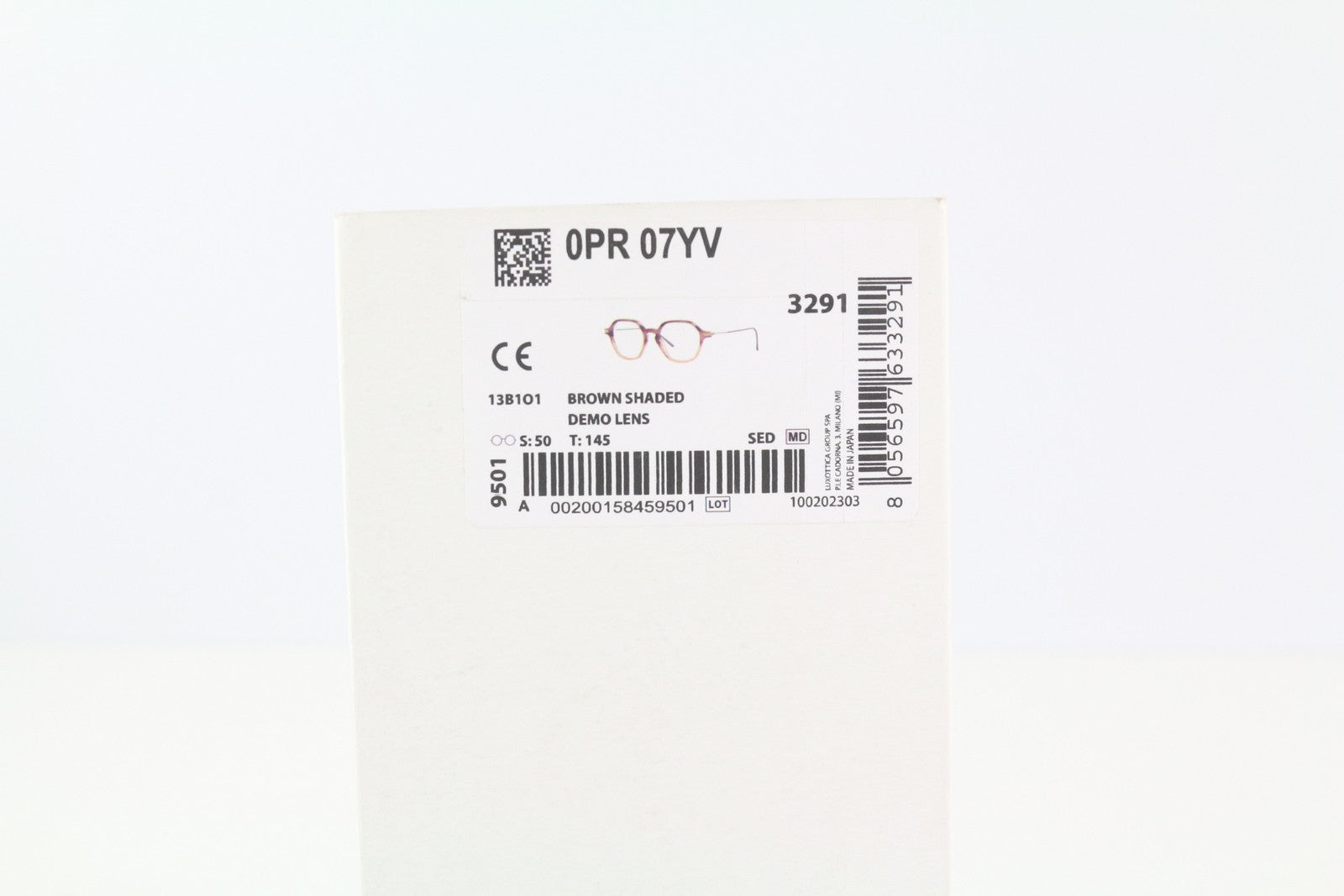 PRADA 0PR07YV vyriški akiniai nuo saulės su rudais raštuotais ovalo formos lęšiais ir logotipu, rekomenduojama kaina – 431 € 