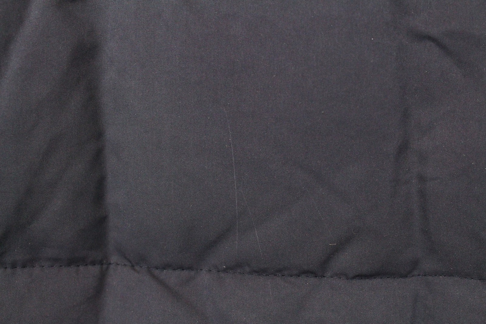 MAISON SCOTCH moteriška XS dydžio mėlyna dygsniuota dirbtinio kailio pūsta striukė su gobtuvu ir pamušalu 