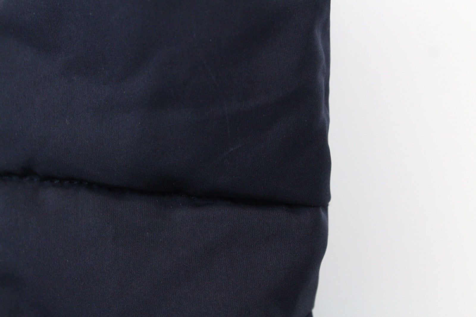 MAISON SCOTCH moteriška XS dydžio mėlyna dygsniuota dirbtinio kailio pūsta striukė su gobtuvu ir pamušalu 