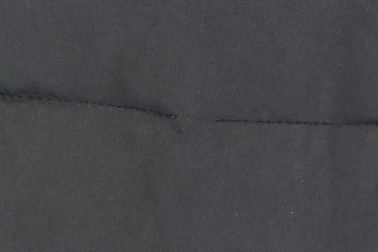 MAISON SCOTCH moteriška XS dydžio mėlyna dygsniuota dirbtinio kailio pūsta striukė su gobtuvu ir pamušalu 