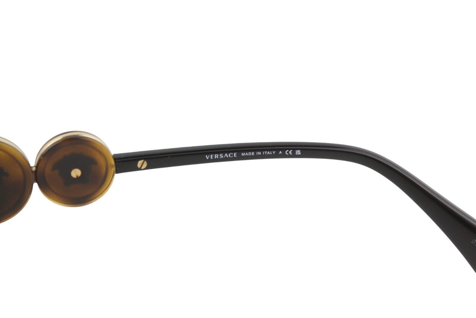 VERSACE 4433 moteriški akiniai nuo saulės su tamsiai rudais gyvūnų raštais ir katės akių formos akiniais nuo saulės, rekomenduojama kaina – 437 USD 
