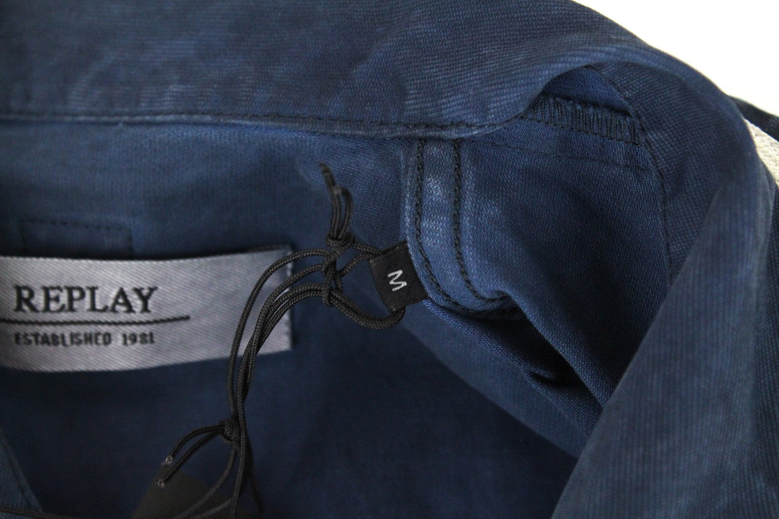 REPLAY vyriška striukė M mėlyna medvilninė lengva, vieneilė, tampri 