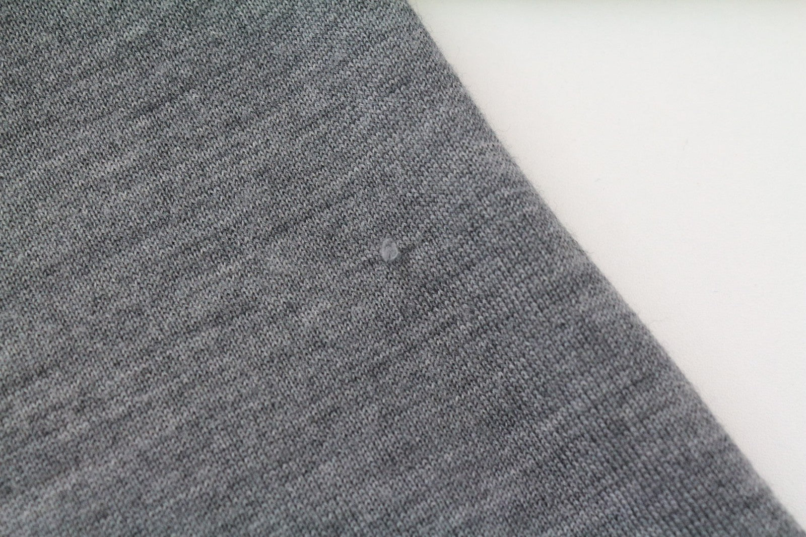 SUITSUPPLY vyriškas džemperis S dydžio pilkas merino vilnos megztinis ilgomis rankovėmis