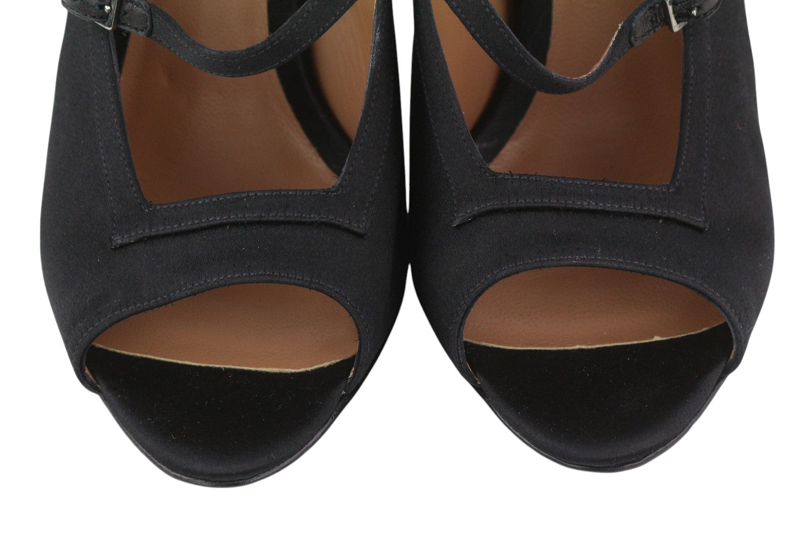 EMPORIO ARMANI X3P741 moteriški aukštakulniai EU37 juodi atlasiniai atviri pirštai su sagtimi ir logotipu laisvalaikiui 