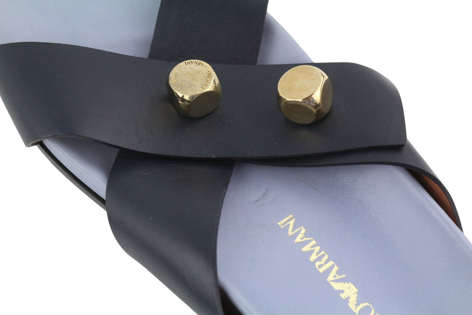 EMPORIO ARMANI moteriški bateliai su odiniais bateliais, 37 dydis, juodos spalvos, su šuns atspalvio detalėmis, užsegami atvira nosele. 